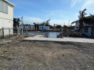 31490 Avenue F, Big Pine Key, FL 33043